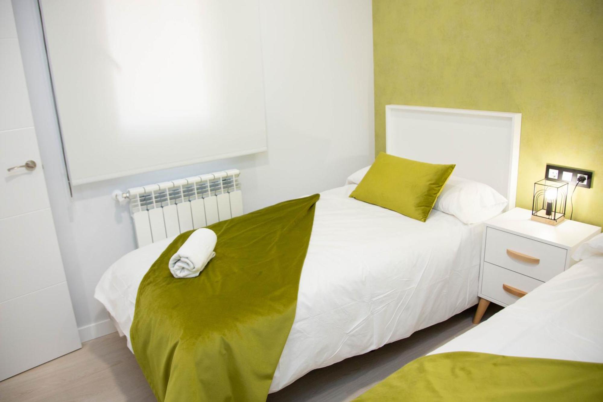 Pregonero Urban Suites - Verde Soria Bagian luar foto